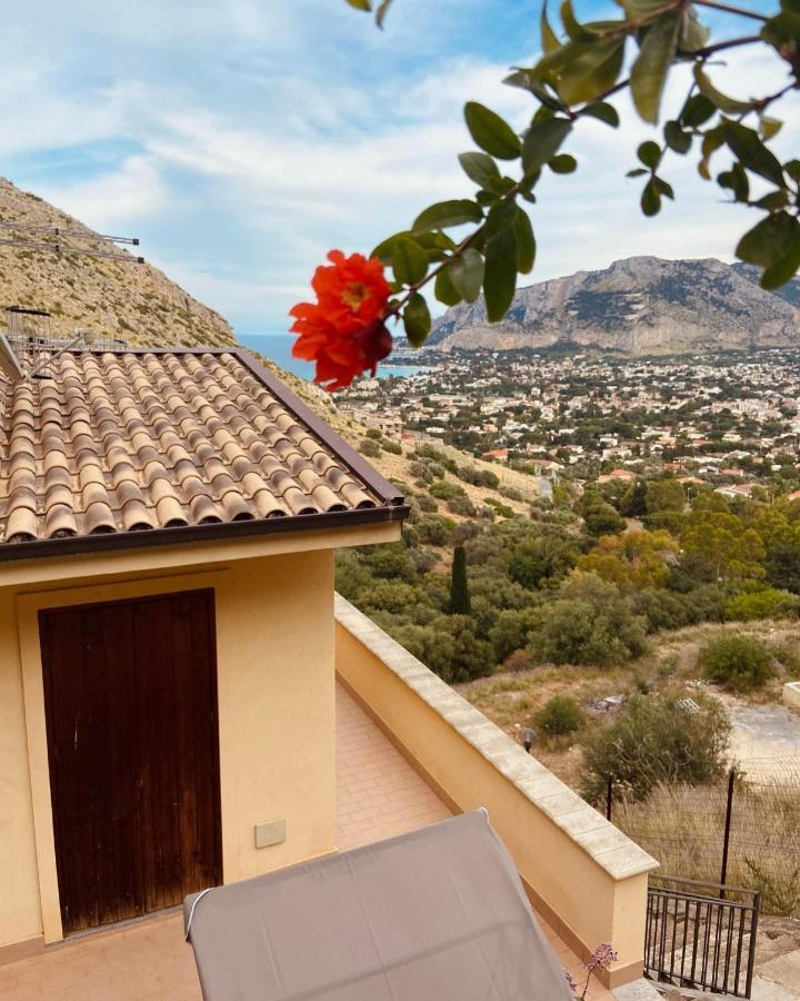 L'Oasi Dell'Eremita Apartment Мондело Екстериор снимка