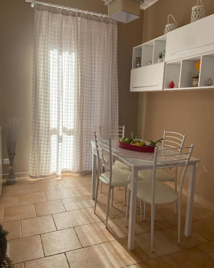 L'Oasi Dell'Eremita Apartment Мондело Екстериор снимка