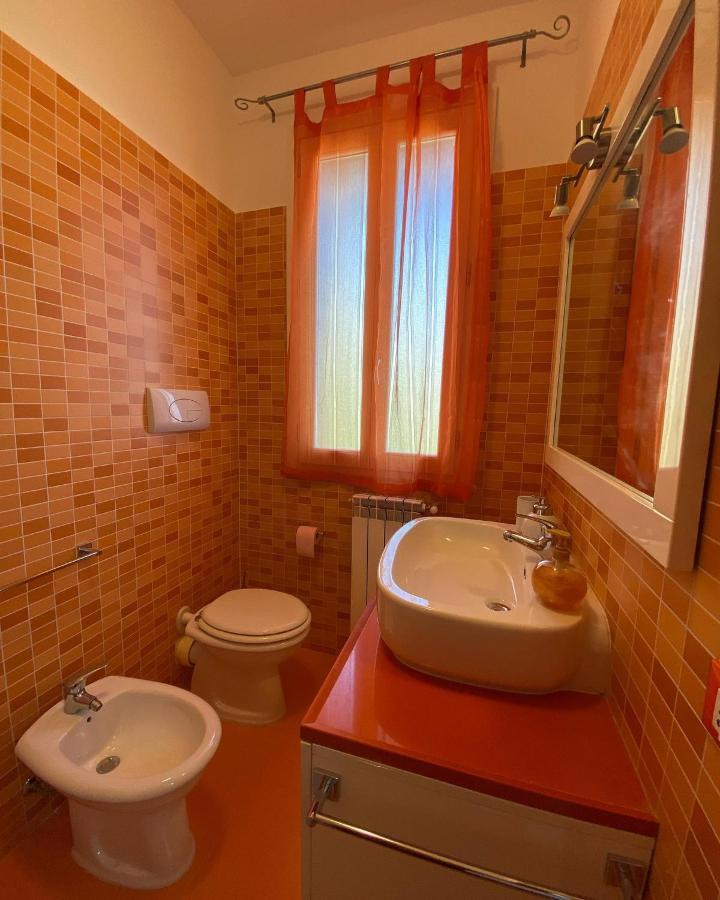 L'Oasi Dell'Eremita Apartment Мондело Екстериор снимка